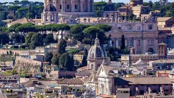 Guía local en Italia/guía/traductor comercial/traductor para ferias/traductor médico/traductor para compras