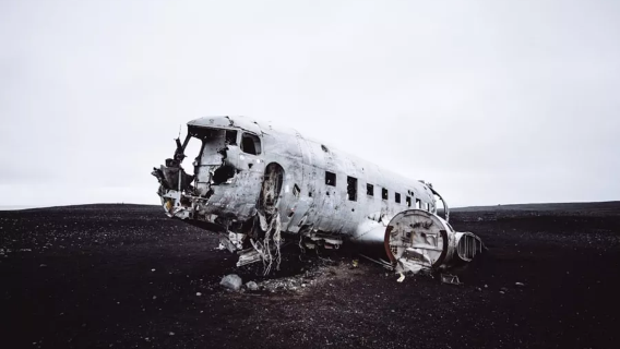 Iceland South Coast + Crashed DC 3 Plane Tour (Solheimajokull/Waterfalls)