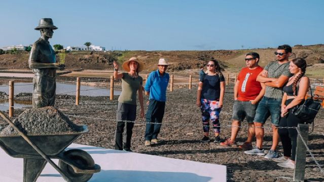 Visita guiada a las Salinas de Janubio