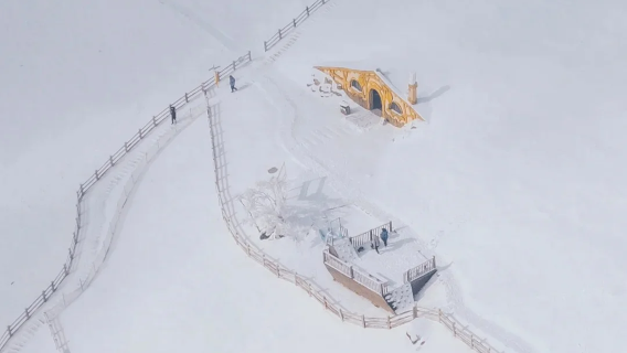 雲上草原滑雪季【10人小團+車接送+導遊】