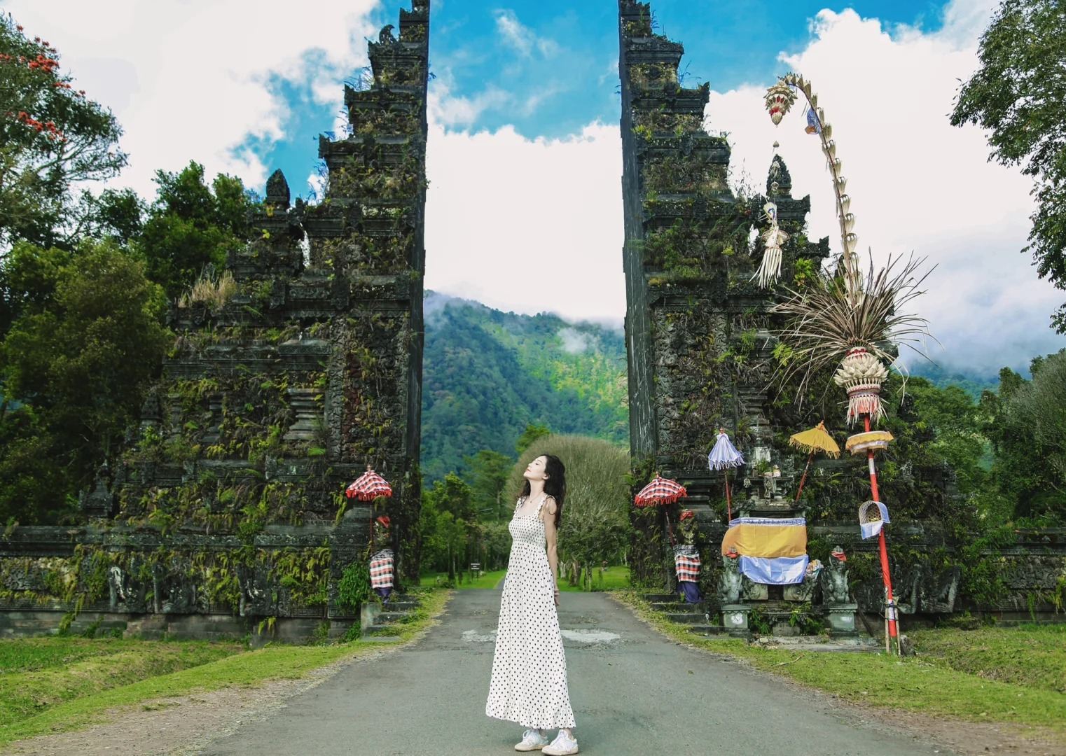 北峇裏島深度遊：水神廟+雙子湖+善惡門一日遊 | 往返接送