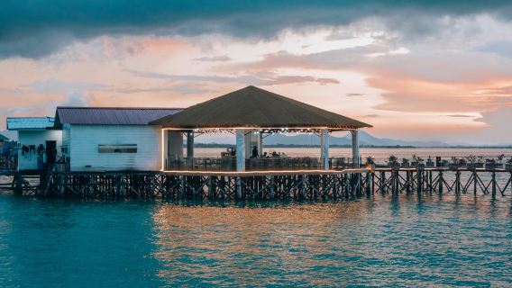 Prenota dopo la consultazione/Semporna, Malesia/Isole Mabul, Pom Pom, Parco Marino di Tun Sakaran, Kapalai/Trasporto aeroportuale/Trasporto punto a punto/Servizio di guida turistica/Trasporto privato