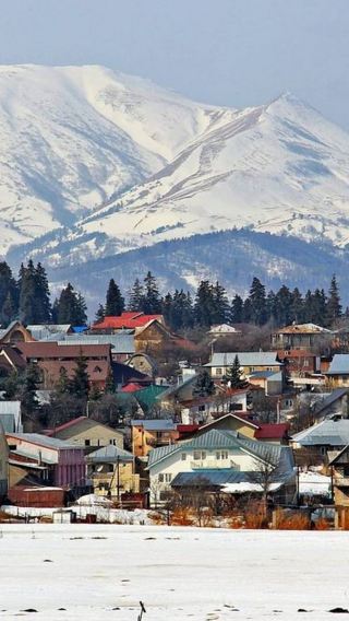 One-day private charter to Borjomi Central Park and Bakuriani Ski Resort in Georgia
