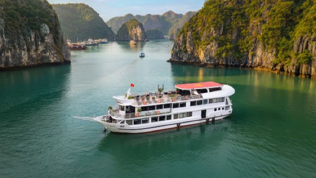 2 Days 1 Night Lan Ha Bay Cruise