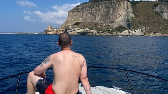Naples: Boat Tour of the Posillipo Coast with Swimming Stop and Local Skipper