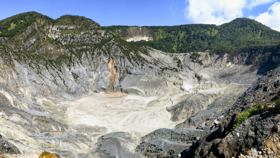 Bandung: Lembang Volcano, Sari Ater Hot Springs & Nature Private Tour