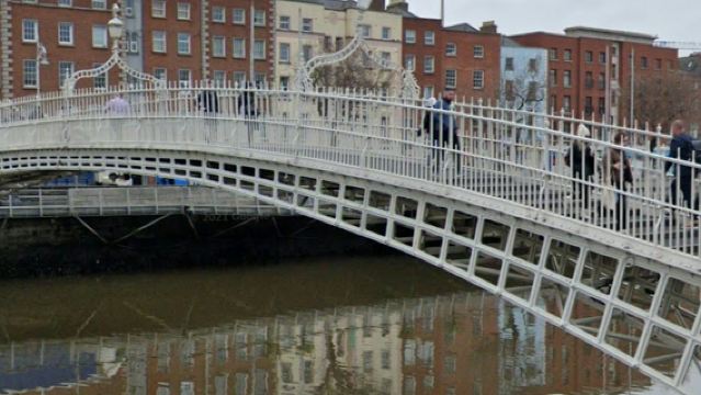 Романтическая игра-исследование города Дублин