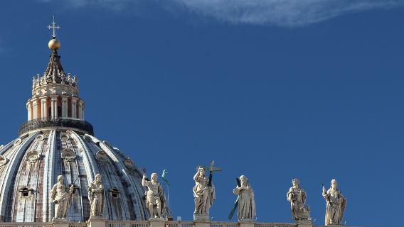 Vatican Museums & St. Peter's Basilica: Fast Track Ticket + Guided Tour