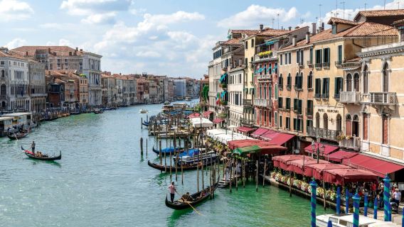 Chuyến tham quan bằng thuyền gondola riêng ở Venice, nơi ít người biết đến