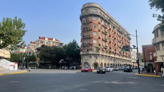 Museo Conmemorativo de la Residencia de Soong Ching-ling en Shanghái + Edificio Wukang + Calle Wukang con guía en vivo de 2 horas incluyendo auriculares