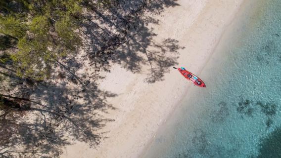 Mauritius: Guided Kayak tour to Benitiers Island