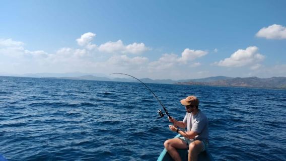 "Private One-Day Fishing Adventure to Gili Renggit"