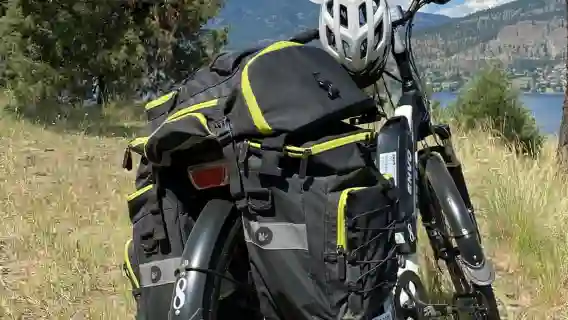 เคโลว์นา: ทัวร์จักรยานไฟฟ้าพร้อมไกด์ที่ทะเลสาบโอคานากันพร้อมปิกนิก