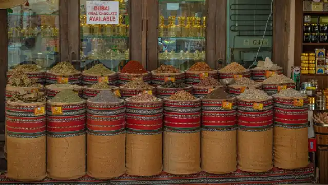 杜拜半日城市遊（清真寺、杜拜灣、水上巴士及市集）