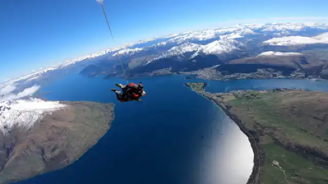 Skydiving Experience in Queenstown, New Zealand|Premium service with Chinese customer support