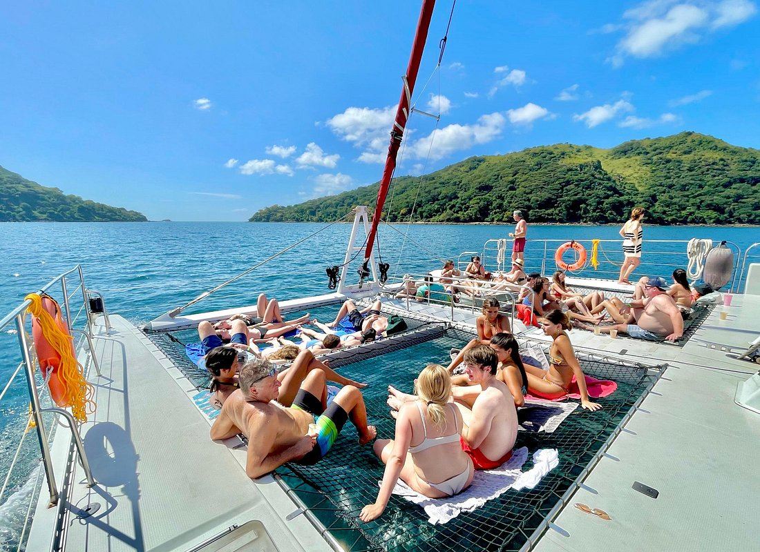 Panama City Taboga Island Catamaran Day Tour (Including Lunch and Drinks/Booking Available for 1 Person)
