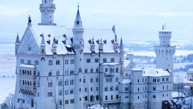 德國慕尼黑來回新天鵝堡+上阿默高+維斯教堂-可包車-精選