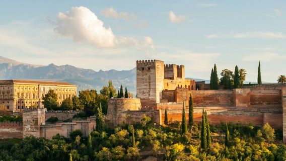 Granada: tour guidato a piedi del centro città e dell'Albaicín