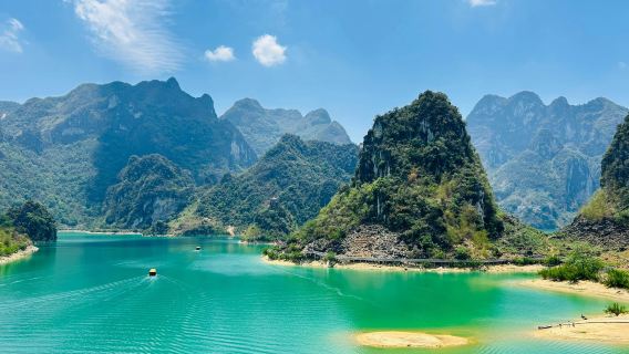 多路線可選丨廣西百色浩坤湖+三門海+大石圍天坑一日遊丨品質遊