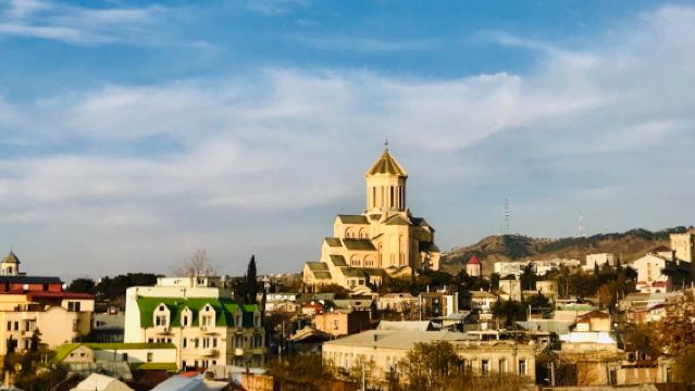 聖三一主教座堂+第比利斯自由廣場+十字修道院+硫磺浴池