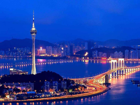 澳門旅遊觀光塔360°旋轉餐廳自助餐（自助午餐/自助晚餐）