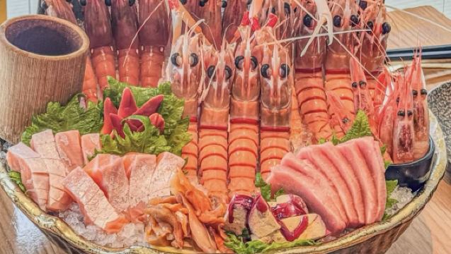 Guangzhou Xinglongyin Japanese Buffet | 33rd Floor Cloud Japanese Cuisine with 360° Pearl River Views, Unlimited King Prawns, Perfect for Photos