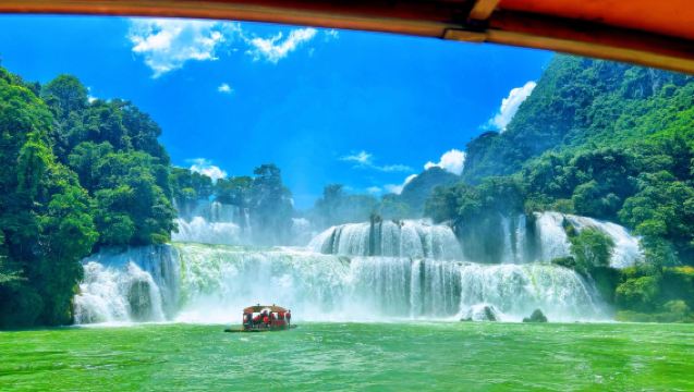 Pakej lawatan sehari dari Chongzuo untuk 2-8 orang | Air Terjun Detian + Desa Ming Shi + pelbagai tarikan pilihan