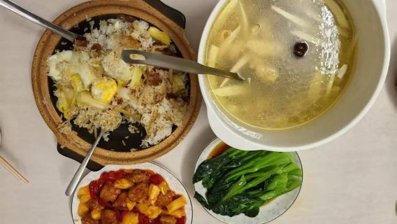 Entdecke weitere Guangzhou Abendessen-Touren mit einer einheimischen Familie