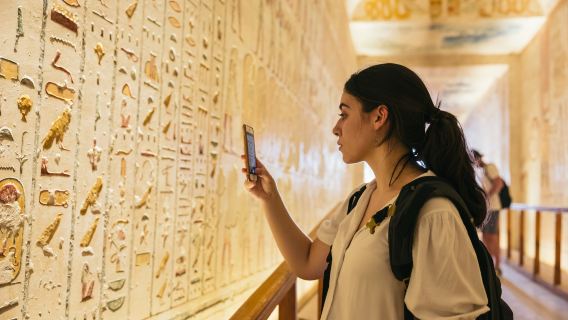 Luxor: Full-Day Shared Tour to West and East Banks
