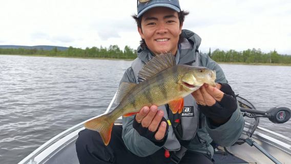 Kiruna: Lapland Fishing Tour with Guide and Gear