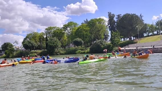 Sevilla: Kayak Rental on the Guadalquivir