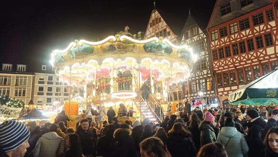 Frankfurt: Old Town Walking Tour with Local Guide