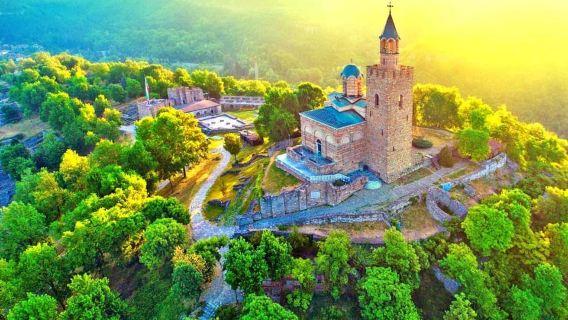 Tagesausflug von Bukarest, Rumänien in die antike Hauptstadt Veliko Tarnovo, Bulgarien