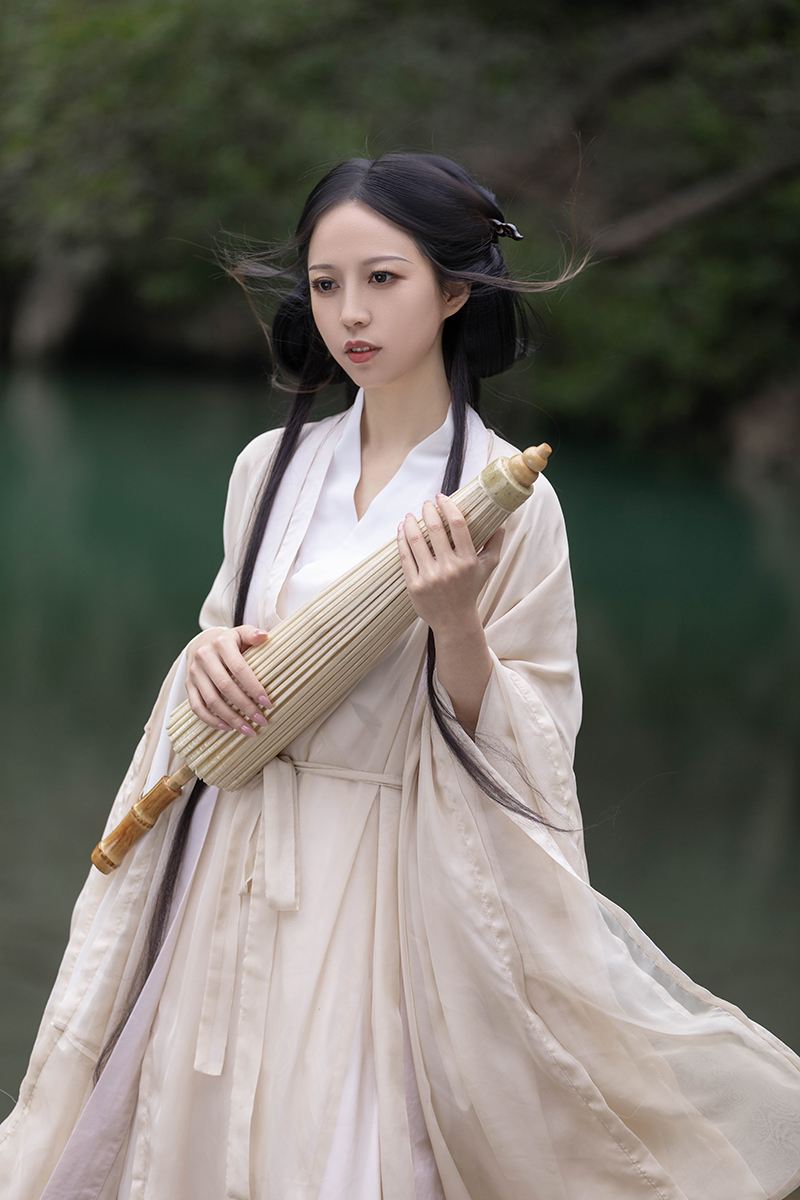 Trip Moments de Liaocheng[Conductor, guía y fotógrafo de Trip Moments + sesión de fotos de boda con dron y microfilm + maquillaje y vestuario + itinerario personalizado + entrega de todas las fotos originales]