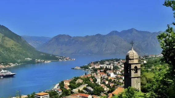 黑山科托爾老城+波德戈裡查基督復活主教座堂一日遊【中文專車】