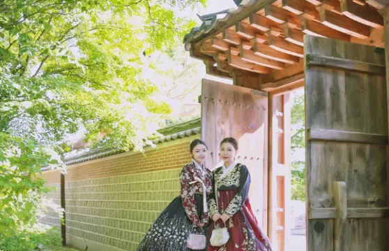 韓國釜山Trip Moments【全球韓國首爾釜山攝影師韓服和服婚紗照旅拍寫真旅遊跟拍照片拍攝】