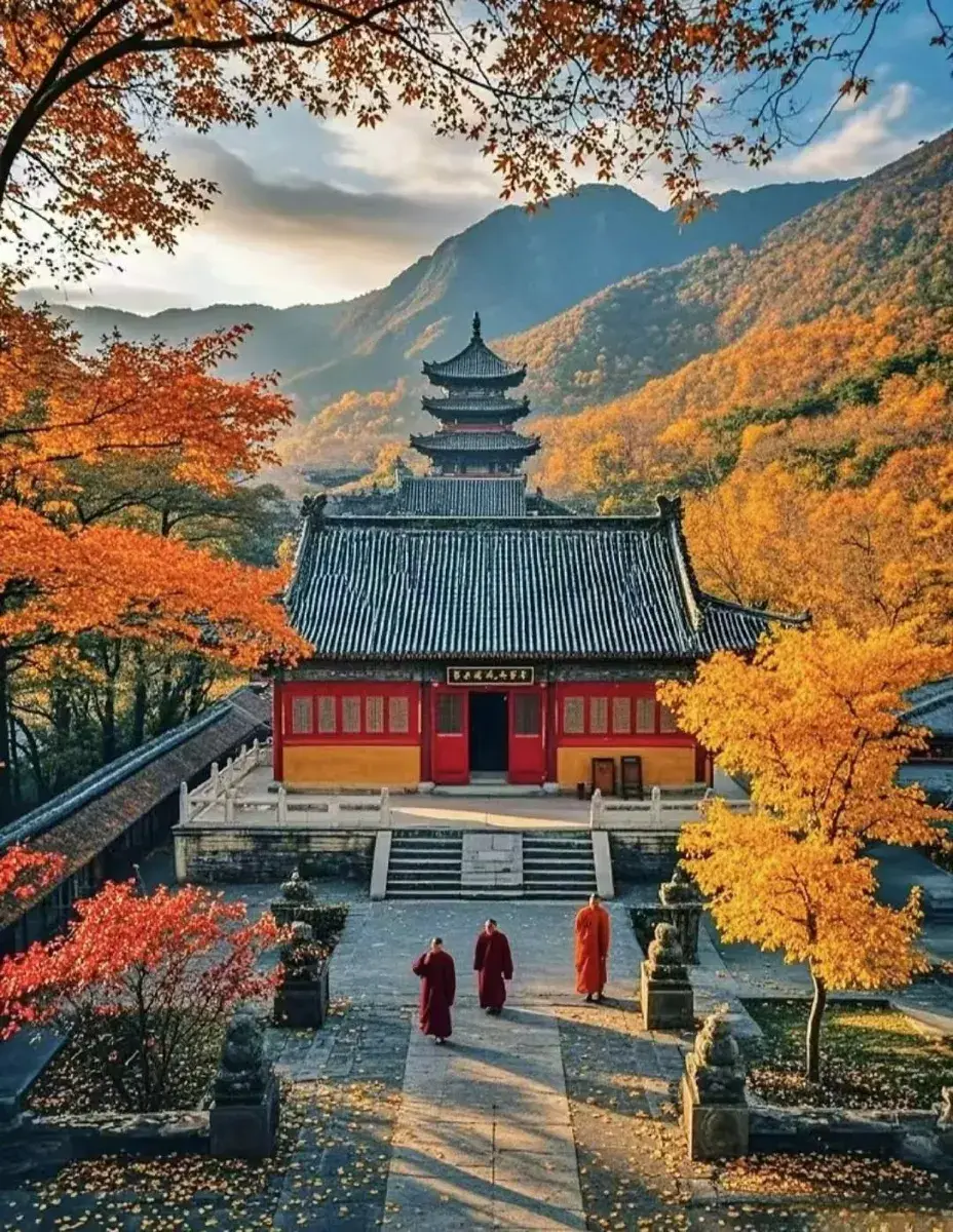 Nanjing Fall Foliage Tour: Qixia Mountain Scenic Area + Taiping Heavenly Kingdom History Museum + Yuejiang Tower