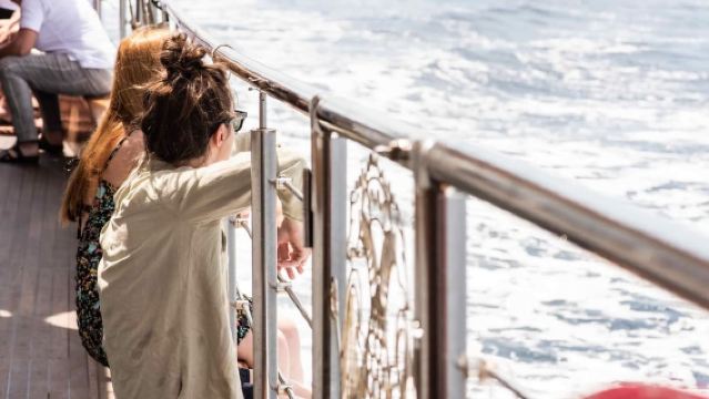 Da Tessalonica: Crociera alla Laguna Blu di Halkidiki con pranzo