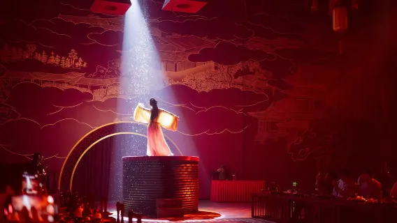 Banco Foshan Imprescindible: Disfruta de Delicias de Lingnan Mientras Vives un Drama Inmersivo