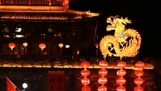 Lawatan sehari 9 jam dengan sewaan peribadi ke Kaunti Changting dari Longyan|Check-in di Bandar Purba Tingzhou + Akademi Wolong + Kampung Dingwuling