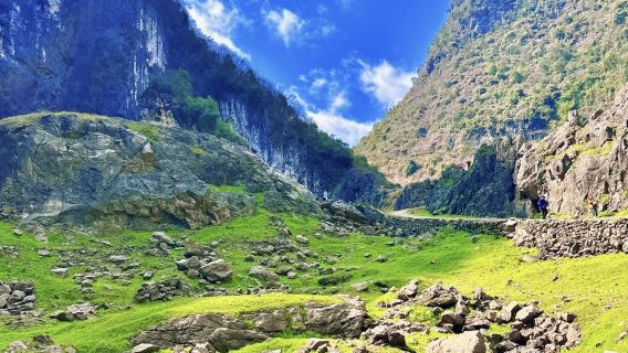 翁布洞穴瀑布+牛倒岩・原生態一日遊【獨立出行+上門接+私家團】