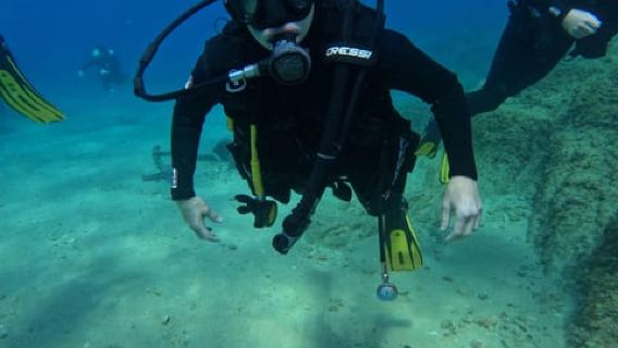 Tossa de Mar: PADI Discovery Scuba Diving in Costa Brava
