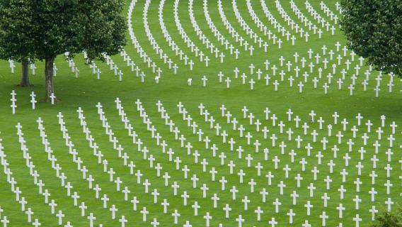 Normandy & D-Day Beaches: Day Trip from Paris with Authentic Lunch