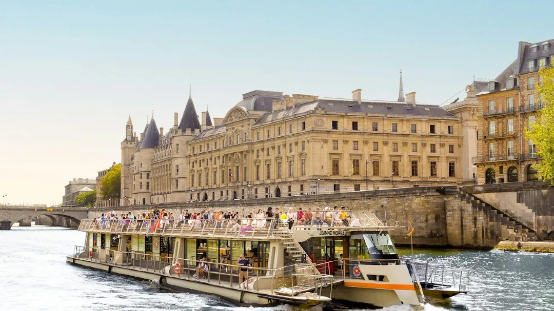 Cruise The Seine