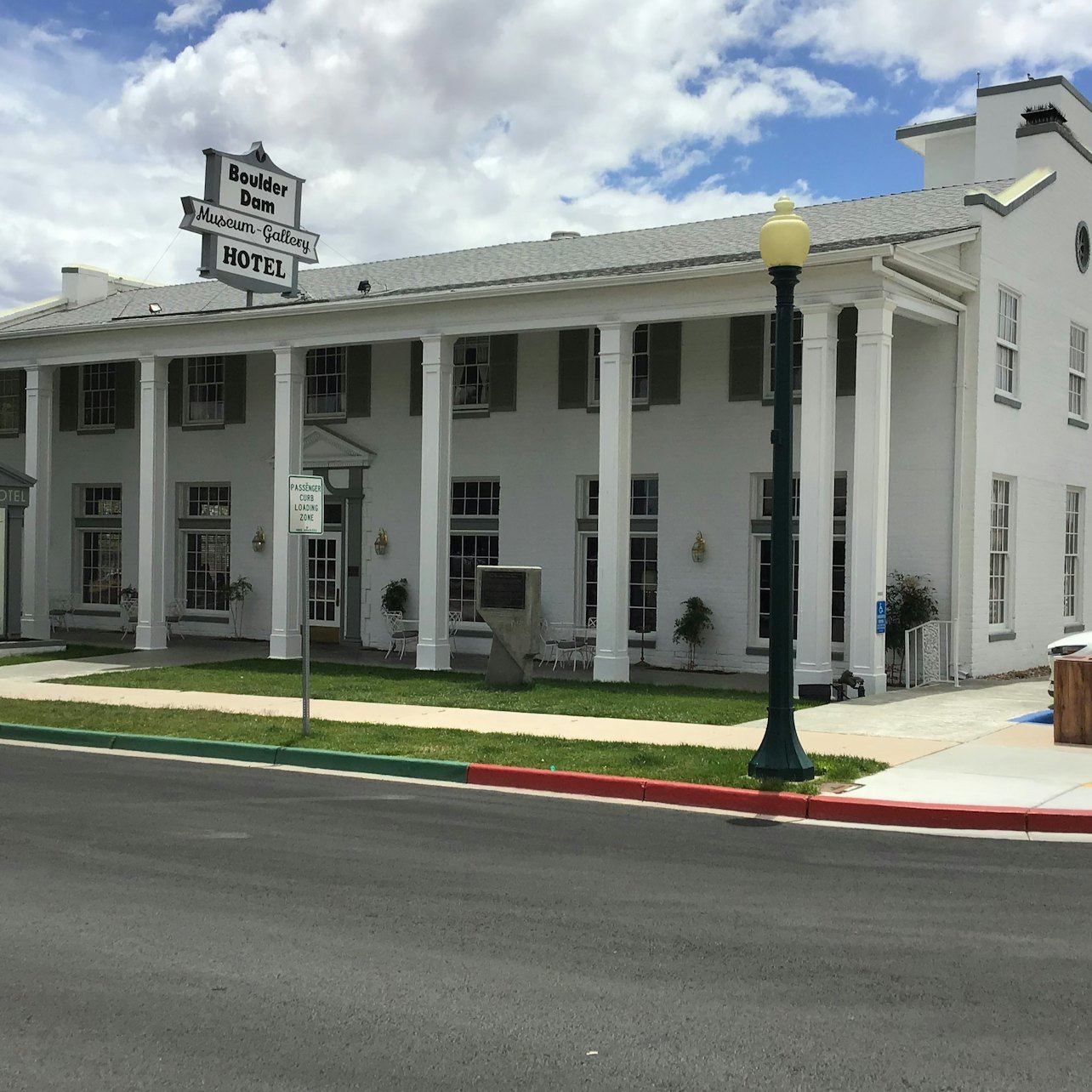 Boulder City Historic District Self-Guided Tour from Las Vegas