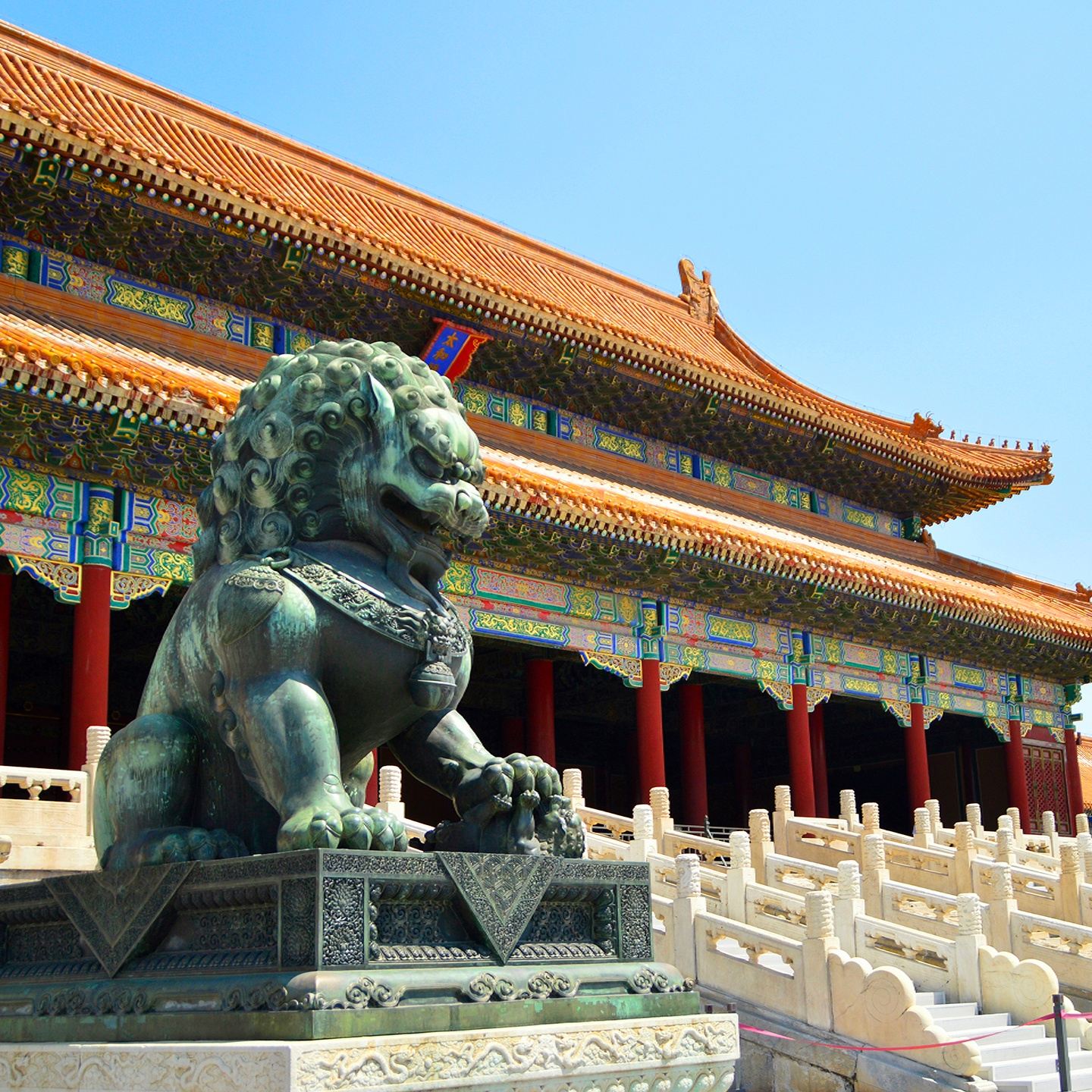 A One-Day Walking Tour of the Forbidden City, Jingshan Park, Beihai Park, and the Heart of