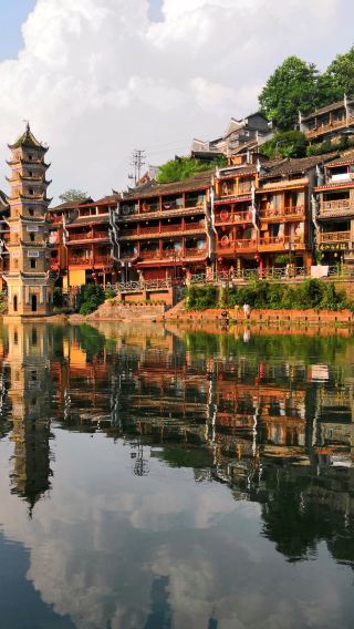Zhangjiajie Day Tour: Fenghuang Ancient Town and Furong Old Town