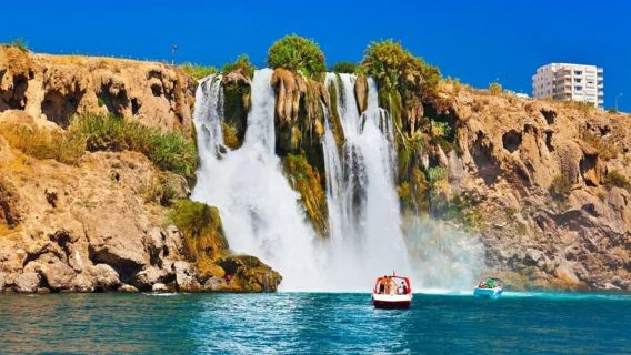Tour in barca ad Antalya: cascata di Düden, bagno e bevande analcoliche