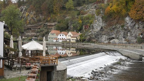 Prague: Cesky Krumlov Private Day Trip with a Local