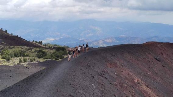 Etna Sud: Trekking ai Crateri Sommitali